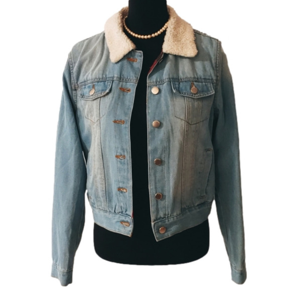 NWT Ashley Vintage Charm Women's Denim Jean Jacket w/ Shearling Collar sz Med - Picture 1 of 6